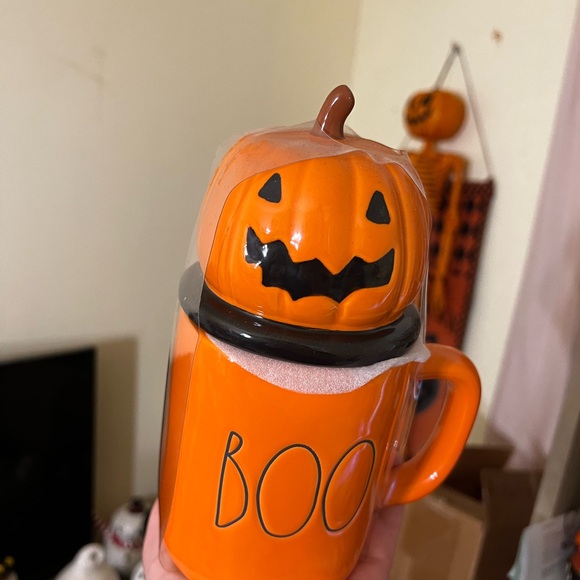 RAE DUNN BOO MUG - Picture 2 of 3